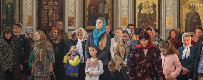 На Буковині віряни УПЦ МП самостійно перейшли до Православної церкви України