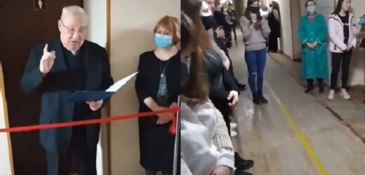 В київському університеті на 8 Березня урочисто відкрили жіночий туалет (ВІДЕО)