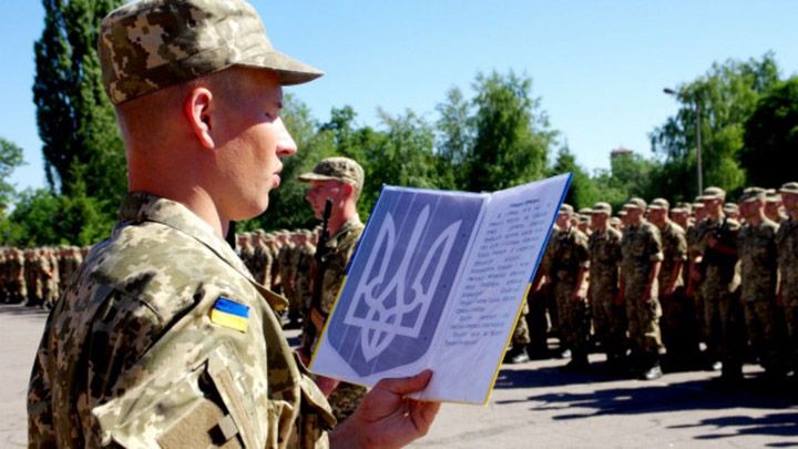 Виїзд військовозобов’язаних за кордон та військовий облік: зареєстрований новий законопроєкт