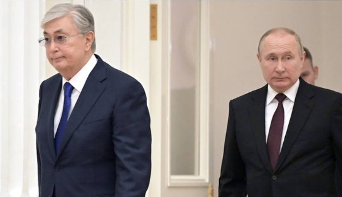 Ой “красавчик”, ой молодець: Президент Казахстану тільки що остаточно “дoбuв” Путіна заявивши, що підтримує цілісність України