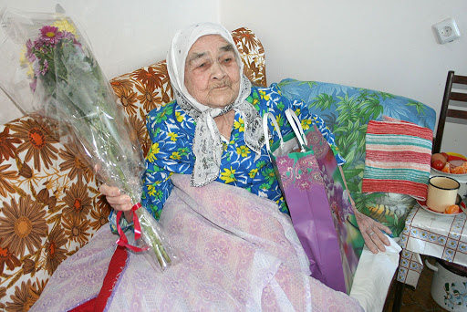 Бабуся Євдокія відзначає 100-річний ювілей, давайте підтримаємо стареньку теплими словами…