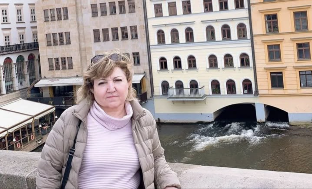 Мамо, ти ж стільки років в Італії, коли вже нам допомагатимеш хоч трохи? – Мені довелось чітко пояснити синові, що на заробітки я поїхала не заради них. А тоді він дізнався, на що я витратила усі гроші. Таким розлюченим я ще його не бачила.