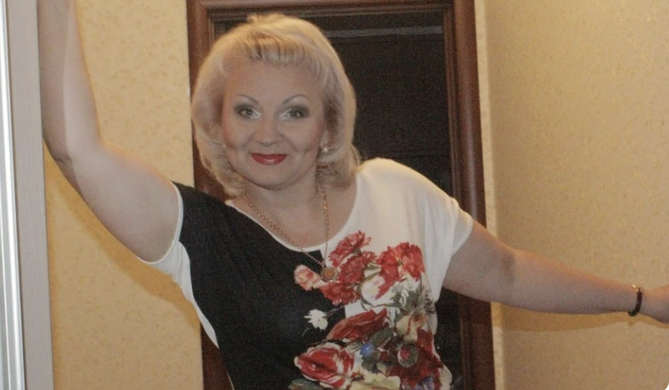 Мій чоловік після багатьох років шлюбу покинув мене і пішов до 40-річної жінки, і лише в той момент я відчула те, що вже довгий час не відчувала — була щаслива. А ось чому…