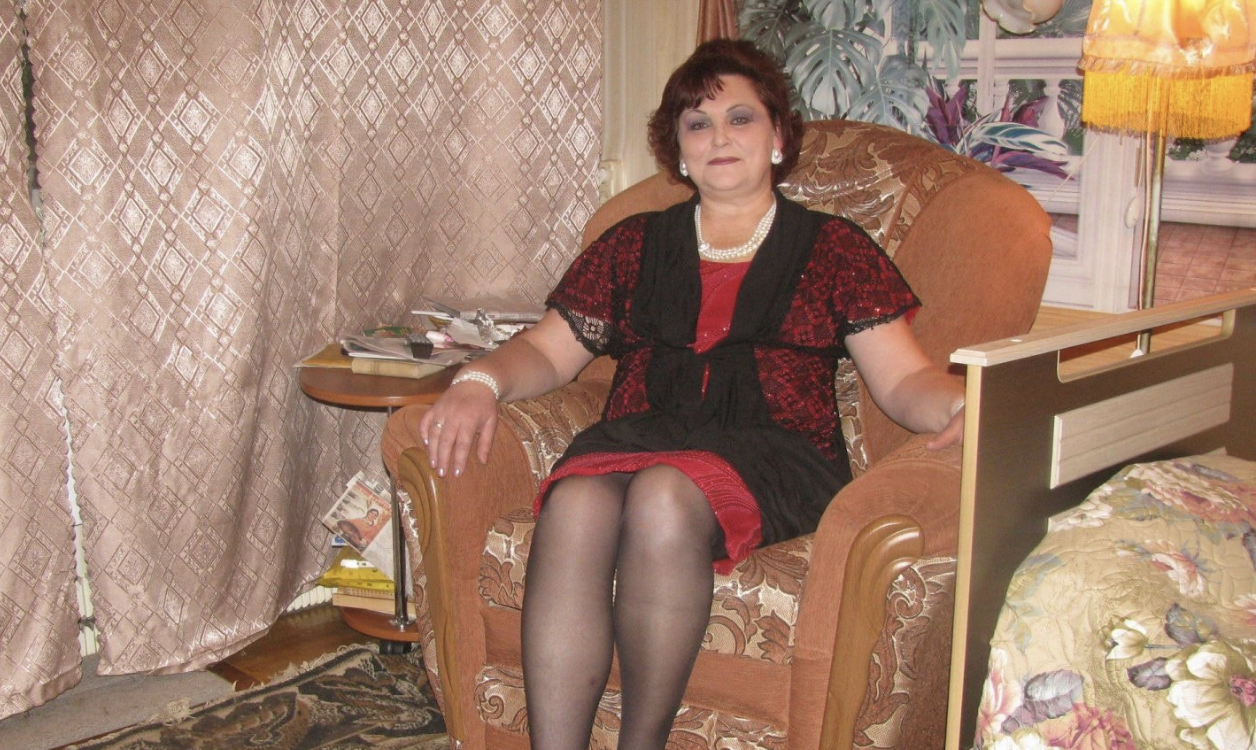 «Дорогий мій, колишній чоловік. Сьогодні, нарешті, закінчилися мої 15 років життя з тобою. Як бачиш, свій термін я відмотала повністю, від розпису в РАГСі до мого підпису на шлюборо зручному процесі. Тепер я виходжу на свободу з абсолютно чистою совістю. І, наостанок, хочу донести до тебе свою щиру подяку за все те, що ти мені дав. 1. Завдяки тобі я навчилося…