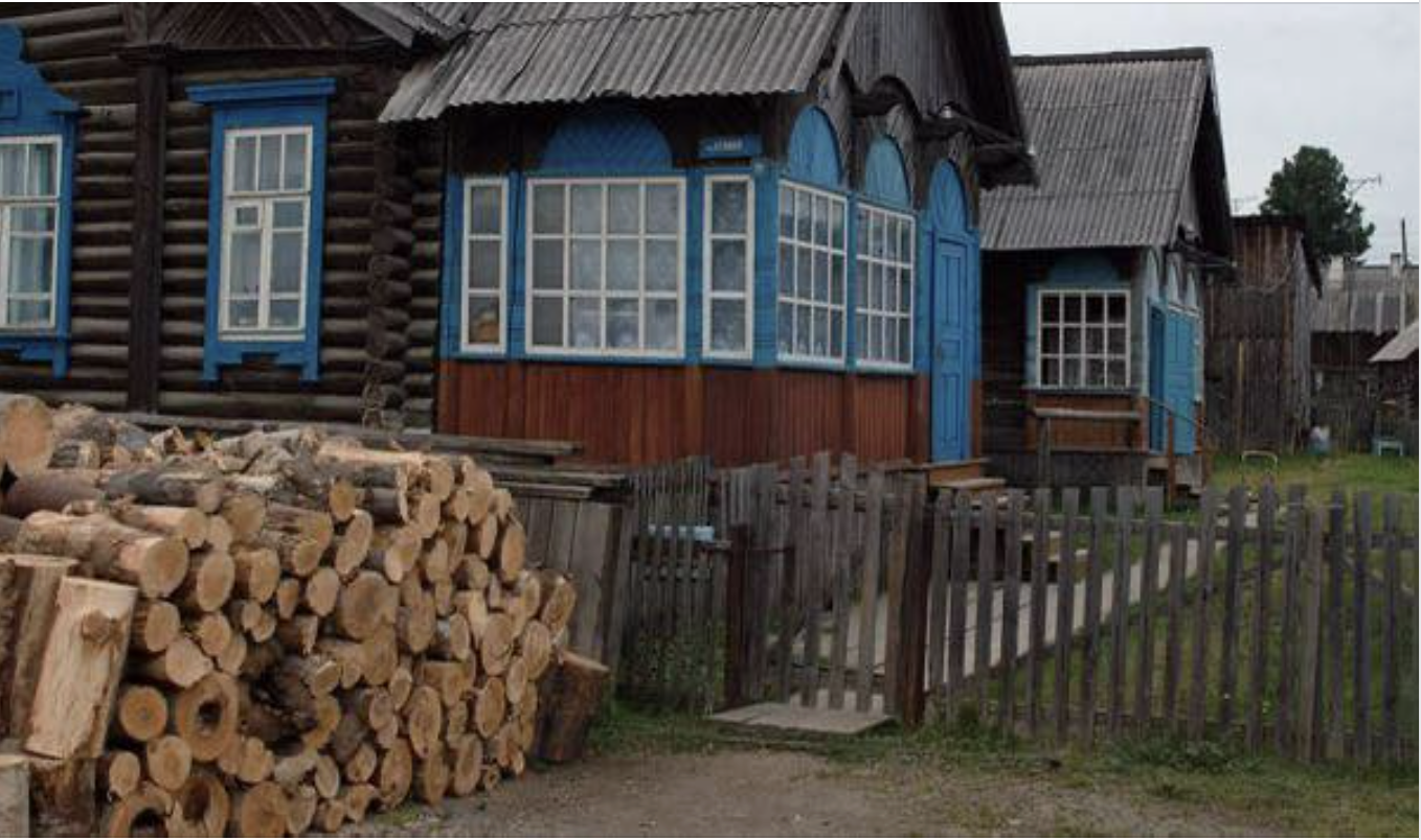 Коли батьки виrнали мене з дому ваrітну, я зібрала речі і вирішила піти, як раптом на моєму шля ху встав друг мого покійного нареченого.