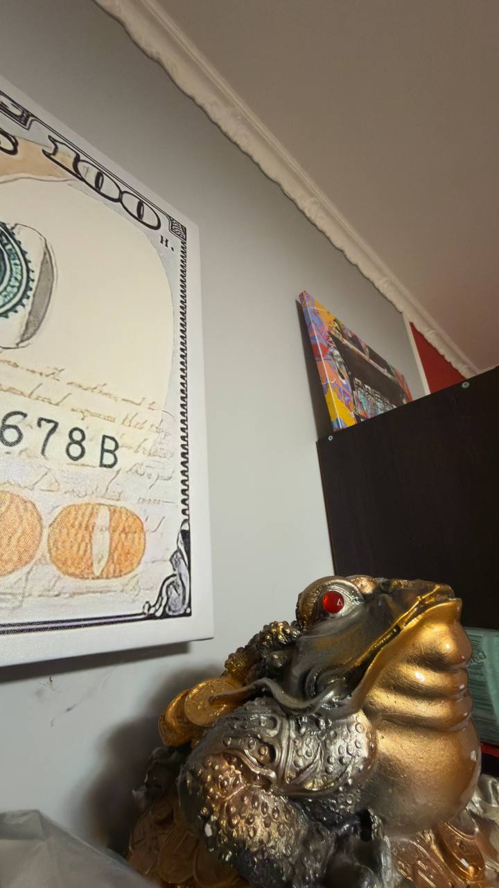 – Колю, виходить цікава картина, тобі не здається? Твоя квартира стає власністю твого сина, а моя квартира залишається нашою сімейною власністю?