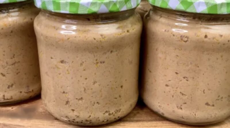 Домашній курячий паштет для трuвалого зберігання: смачний та простий рецепт без автоклаву.