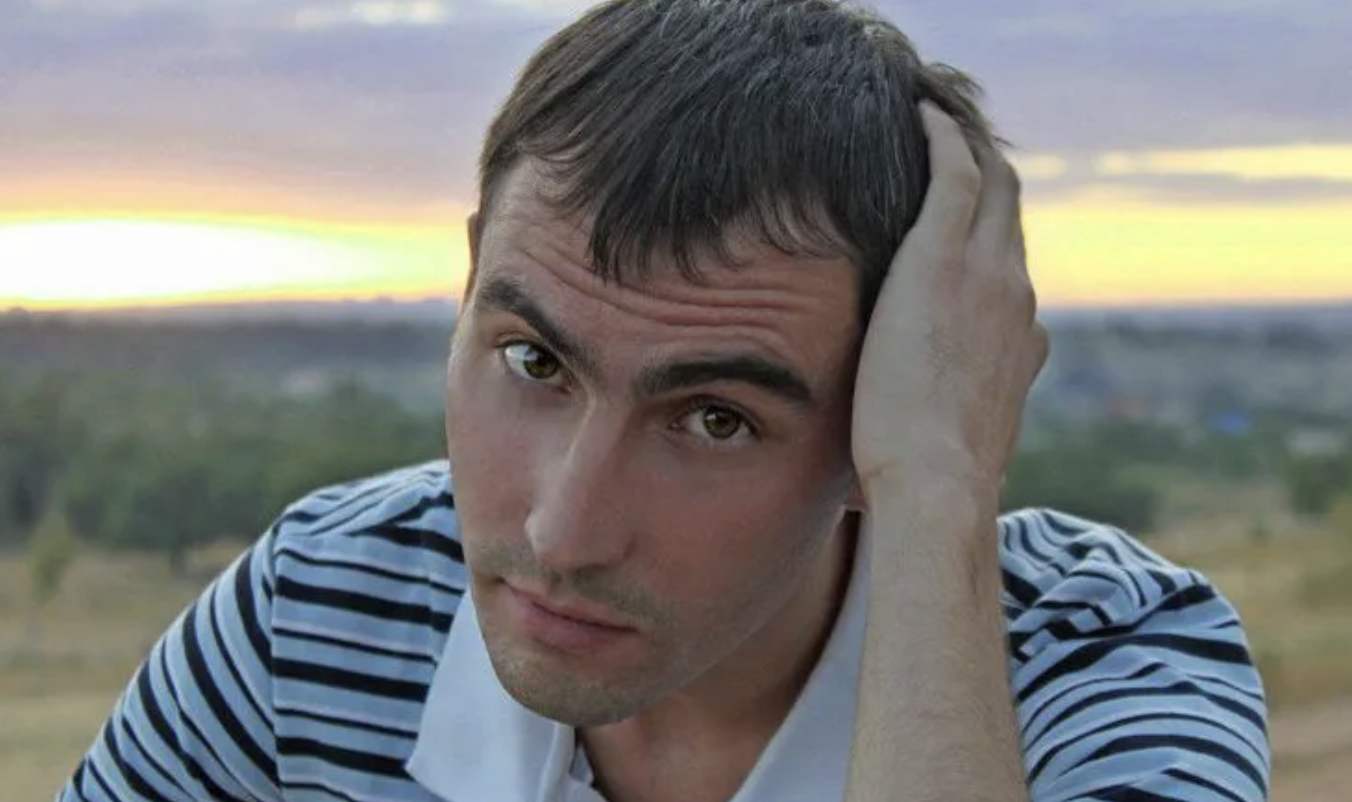 Перед Великоднем моє життя перевернулось з ніг на голову. Подруга принесла мені новини, в правдивість яких я повірити не міг.