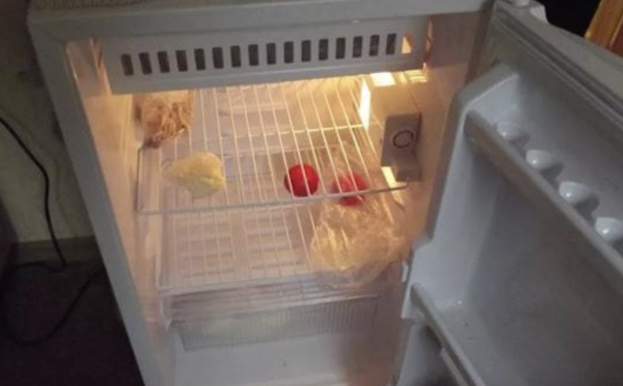 Чоловік дорікнув дружині за те, що вдома немає нічого їсти і пішов. А потім Олені зателефонувала ще й свекруха. Але ж вона весь день була з малюком.