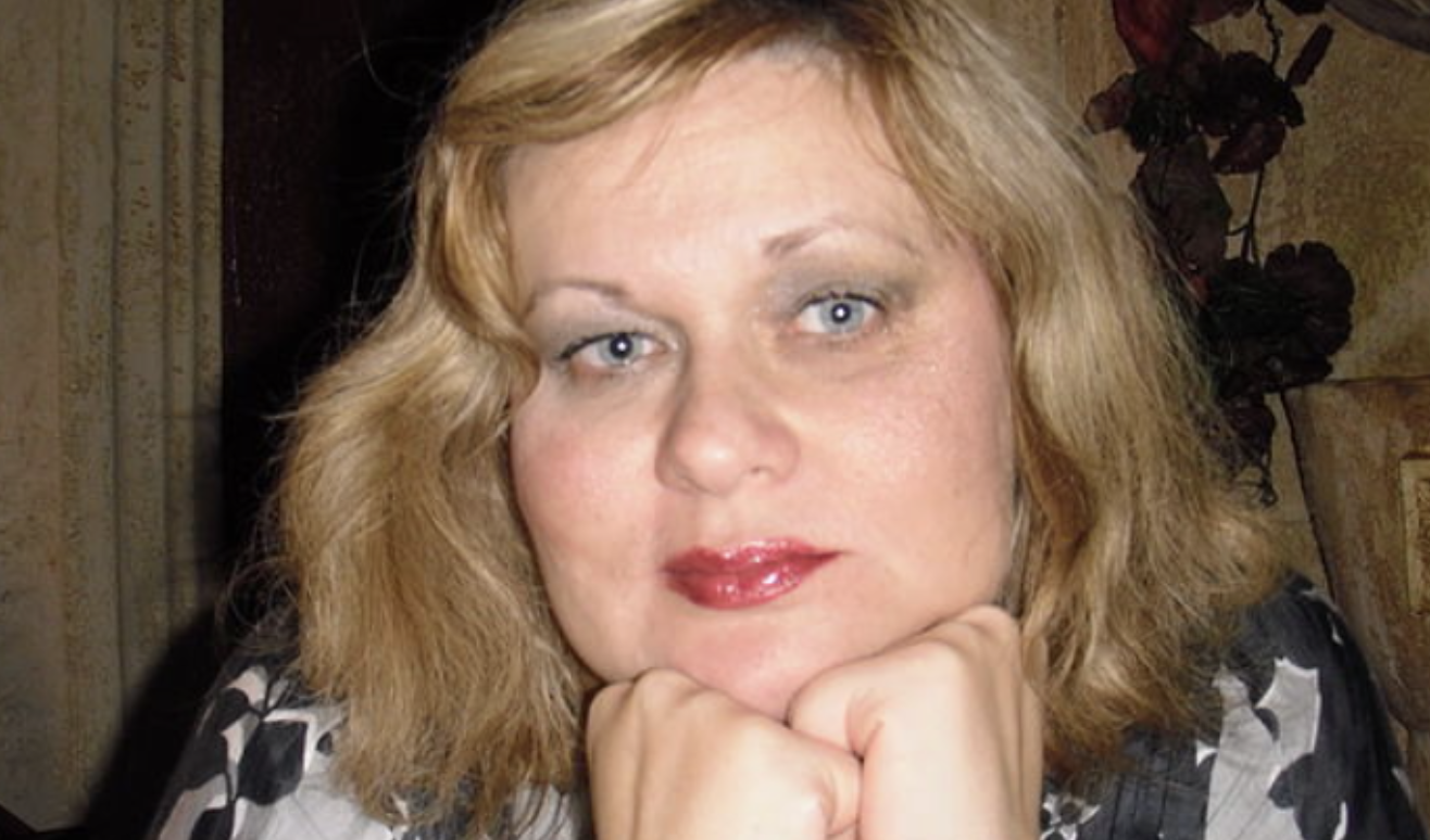 Коли мами не ст ало, я приїхала на батьківщину. Але в будинок сина я не змогла потрапити, тому що невістка мене не пустила, а донька погодувала, але не пустила ночувати.