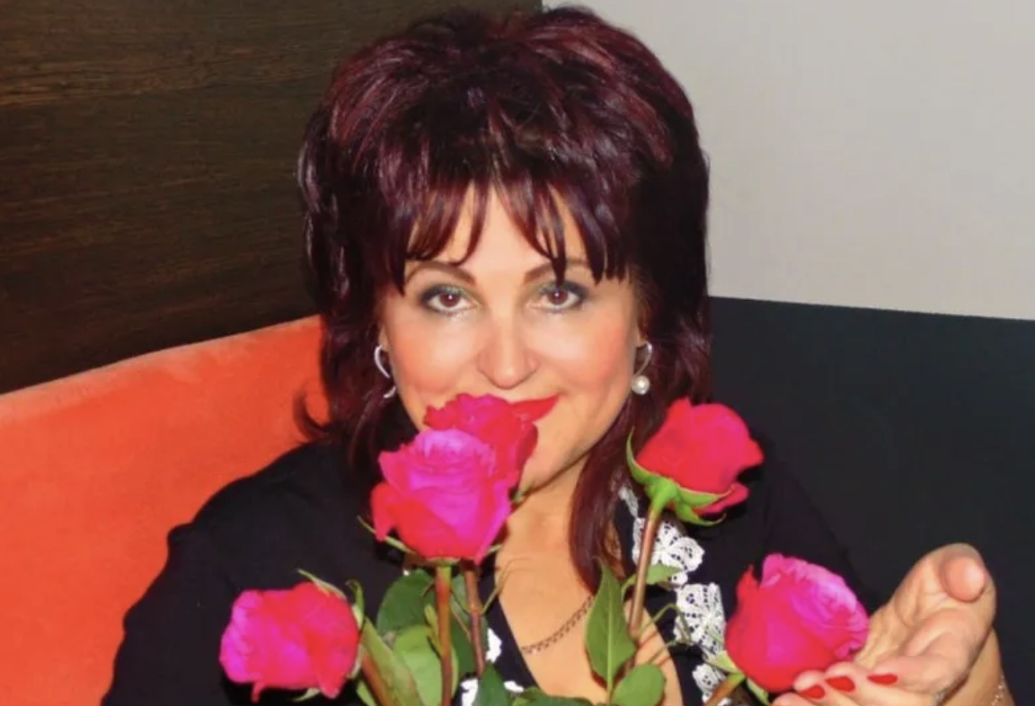 50 років це не кінець, і не крапка, а лише кома у моєму житті. Оскільки зустріла я нового кавалера і закохалась.