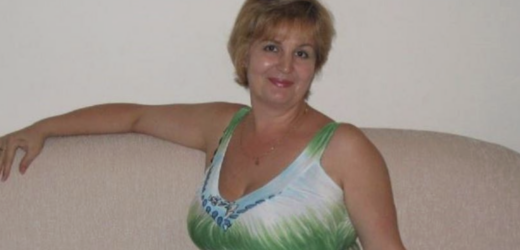 Мені 53 роки, я доросла, досвідчена жінка. Я прожила в шлюбі 26 років, але зрештою розлучилася, тому що зрозуміла, що заслуговую на краще. Я дочекалася, поки син поїде вчитися, і одразу пішла від чоловіка. — Що ти вигадуєш? Кому ти така потрібна? – сказав мені тоді чоловік. — Ну, побачимо. До цього я здавала в оренду невелику квартиру, що залишилася від матері. Раніше ми з чоловіком думали, що віддамо її синові, але зрештою я сама в ній оселилася. Син молодий, ще заробить собі на житло. Чоловік умовляв мене повернутись, але я твердо вирішила, що не повернуся.