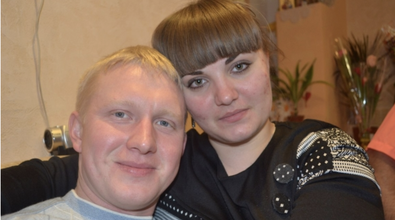 Поки майбутній чоловік думав про пропозицію дружини, вона вже другий рік була одружена з іншим.