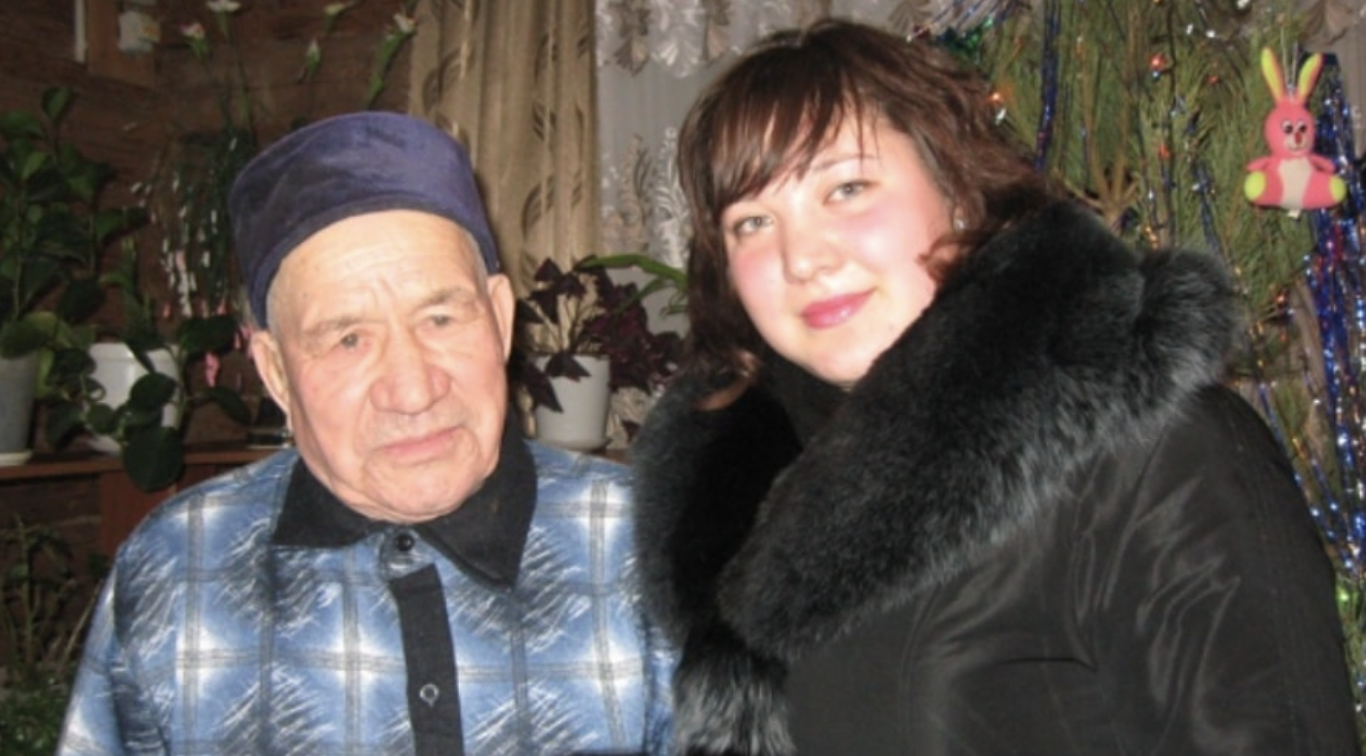 Свекор не прийняв мене з першого дня. Але одного разу я вмовила чоловіка поїхати до нього в гості до села. Там я і дізналася страաну правду, що від мене приховував чоловік…