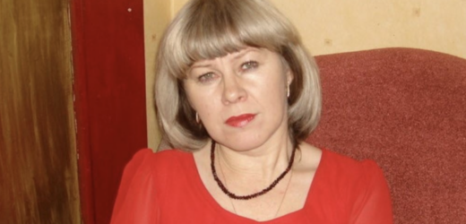 Нещодавно мені син дзвонить. Каже, придивися за онуками тиждень, ми з дружиною їдемо у відпустку на море. Виходити, на море і без дітей рідних. Ну я йому все нагадала. Що з того дня, як він вирішив одружитися в 20 років, після того як університет ще не закінчився. Ось саме з цього дня він вже самостійний хлопець. Я йому нічим не зобов’язана. Він захотів сім’ю і дітей, значить, сам може впоратися з ними. Я могла йому віддати квартиру одному, але батька не стало. Так що прожити мені було на одну пенсію важкувато. Тому квартиру, я здала в орен ду. До того ж він вже дорослий, майже 30 років вже.