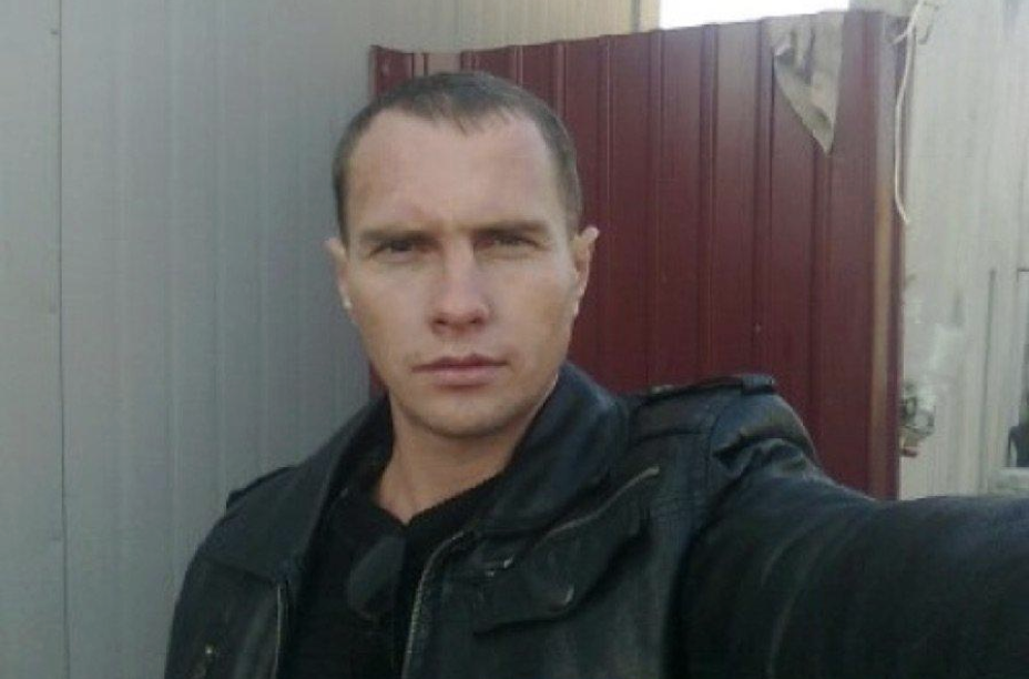 Сину, я твій тато! Ти мені винен! – Батько вимагає, щоб я приїхав йому допомагати. Та я не збираюсь. Після всього, що він зробив, не можу пробачити. Хоча дружина каже, що я не правий. А як ви гадаєте?