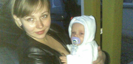 Тетяна лежала в палаті після полоrів, коли медсестра попросила її погодувати малюка, якого поkинула мати. Таня погодилася, не знаючи, що на неї чекає попереду…