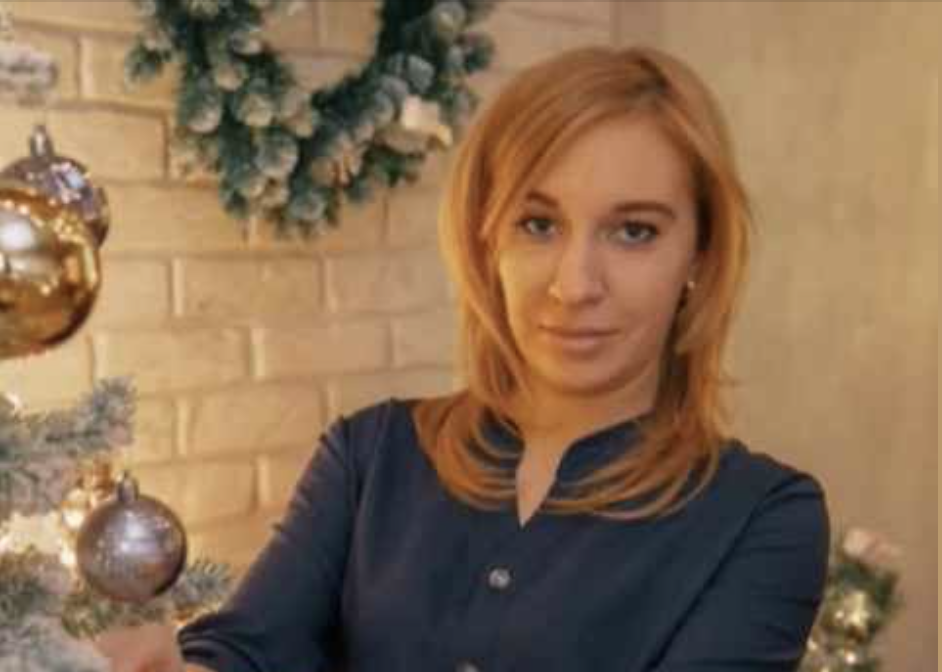 Майже вся рідня вважала, що Вірі та Михайлу дуже пощастило – у кожного з них на той час, коли вони вирішили одружитися, були свої квартири. А у Віри навіть двокімнатна. Єдине, що забували родичі, коли обговорювали цю ситуацію, це те, що квартири молодим людям не з неба впали. Наприклад, Віра три роки доглядала двоюрідну бабусю, яка була самотня – у неї не було ніколи ні чоловіка, ні дітей.