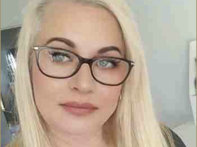 Подруги крутили пальцем біля скроні, коли дізналися, що я знову почала дивитися на чоловіків. Мені п’ятдесят чотири, чоловік пішов, і я залишилася сама. Але мені так хотілося знову відчути себе жінкою — привабливою, бажаною, значущою. Саме тоді в моєму житті з’явився Віктор. Ми мешкали поруч, час від часу зустрічалися в парку. Спершу кілька слів, потім довші розмови, теплі погляди… І зрештою він запросив мене на побачення.