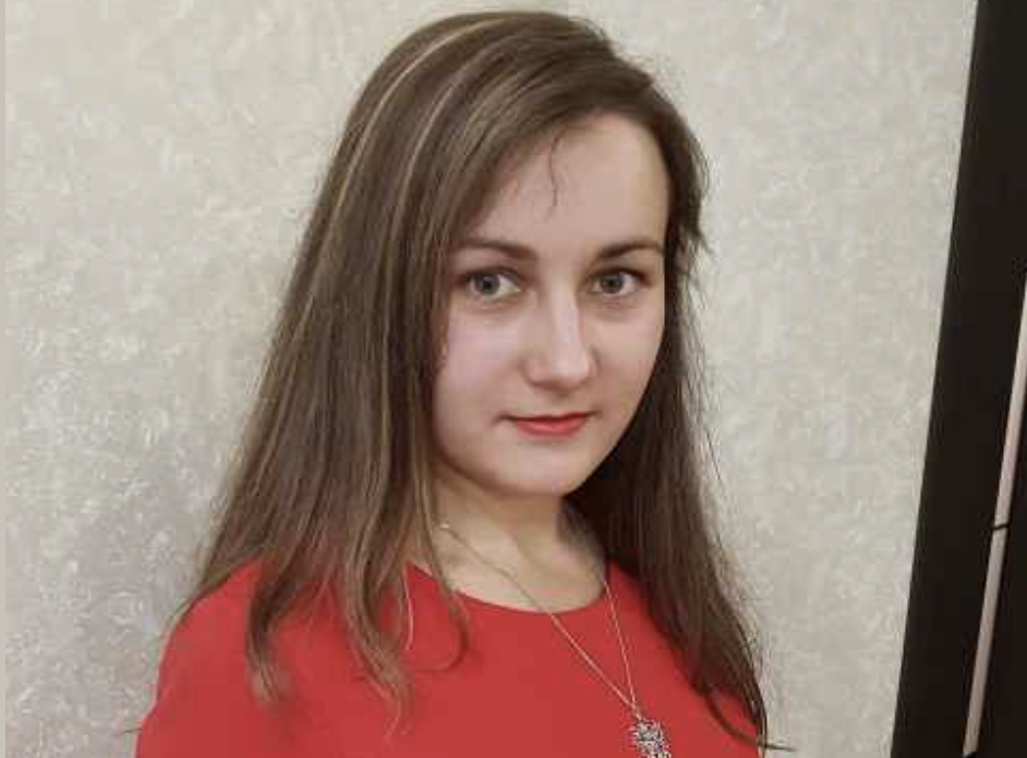 – Мамо, я твій син, хто мені допоможе, як не ти? – Юрій знову прийшов проситися до мене жити. – Сину, я вже сказала тобі: ти можеш залишитися, але без Тетяни, – нагадала я про свою умову. – Мамо, ну як без Тетяни? Вона ж моя дружина. – То хай би твоя дружина вміла тримати язик за зубами й поводитися належно в чужому домі, – відповіла я. Син одружився вісім місяців тому. Невістка мені не сподобалася з самого початку. Ні, це не через зовнішність, тут у неї все гаразд. Проблема в її манерах, а точніше – у їх відсутності.