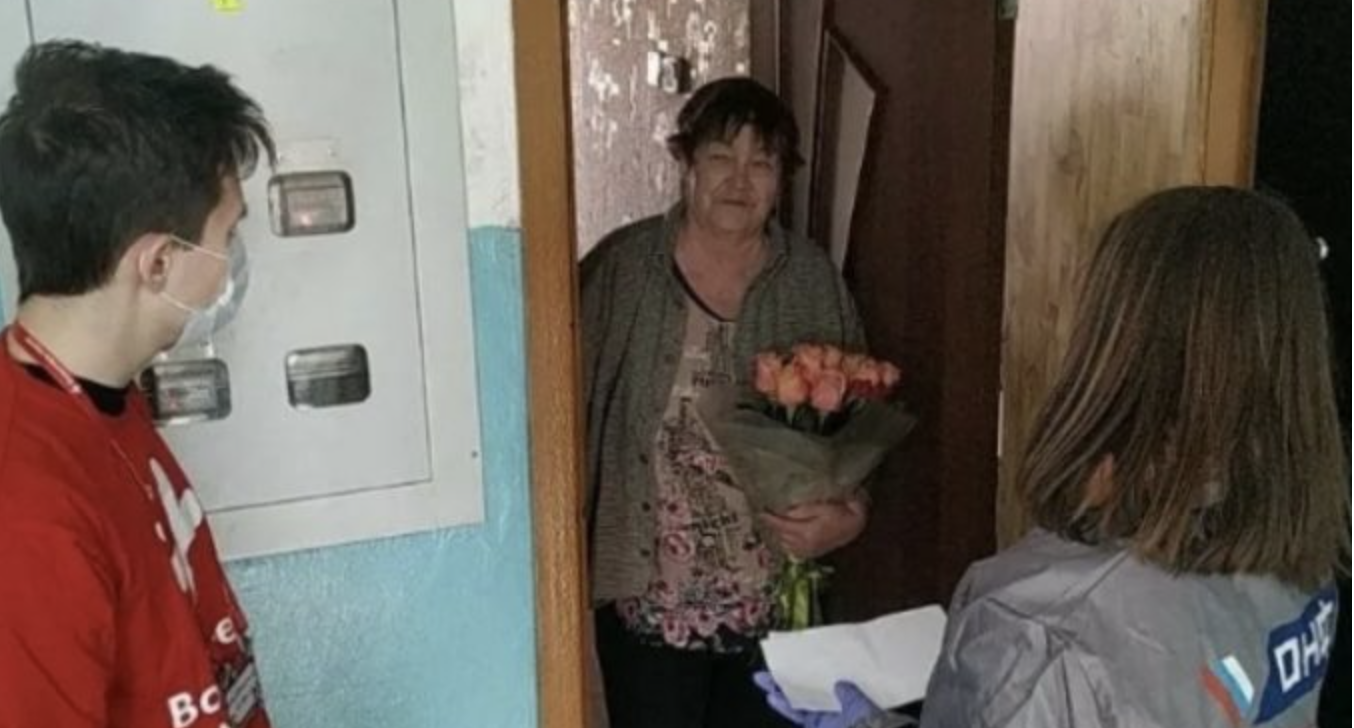 Бабуся залишила мені у спадок квартиру. Я хотіла віддати її братові, але його дружина все зіnсувала.