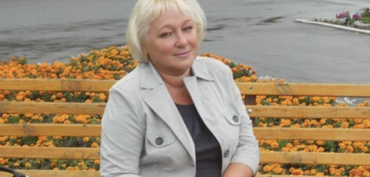 Весь Галицький базар чув, як я сварилася з молодою продавчинею. Бо ніхто не сміє мене називати таким образливим словом! Мені 65 нещодавно виповнилося. Для когось то вже пенсійний вік і треба списувати людину. Але я себе досить добре почуваю. Є ще сили на те, аби зранку вийти на прогулянку з песиком, піднятися на 9 поверх без ліфта. Я ще можу навіть присідати та прес качати.