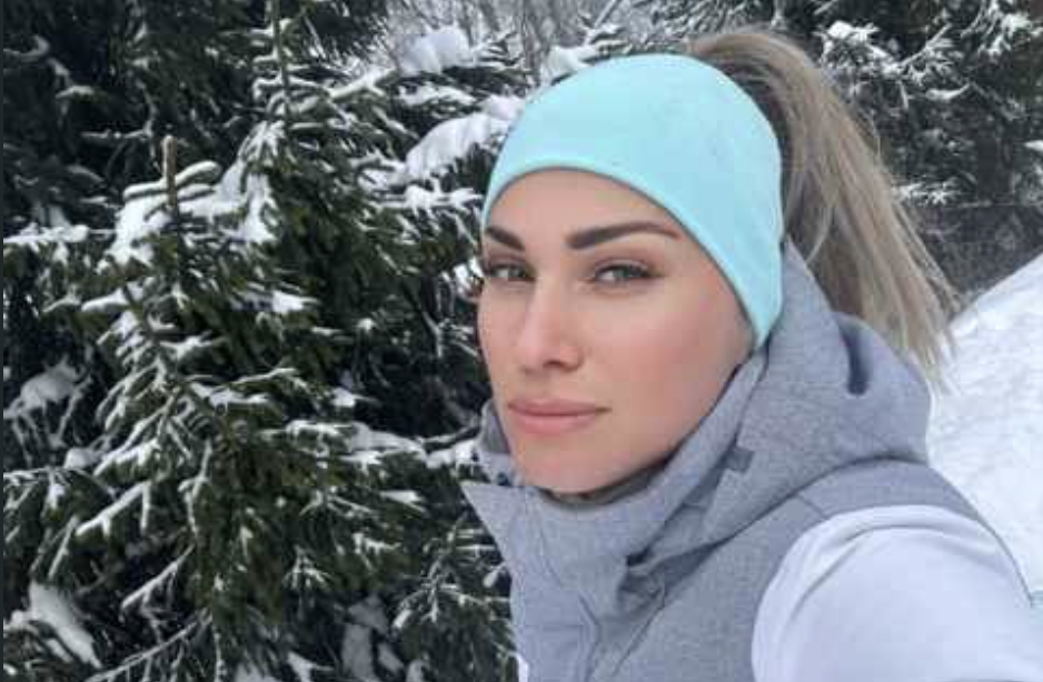 — Ти знову чашки не помила, Ліда! Дивись, які сліди! — голос Тамари Петрівни звучав, як сигнал тривоги — різкий, металевий. Ліда стояла біля мийки, стискаючи губи. На губах — піна від засобу, в очах — злість. — Мамо, я щойно їх вимила, — сказала тихо, але рівно. — Вимила… ага. Он, на світлі подивись! Розводи! — свекруха демонстративно підняла склянку до лампочки. — У мене б такого ніколи не було! У мене Валерочка завжди їв із чистого посуду!