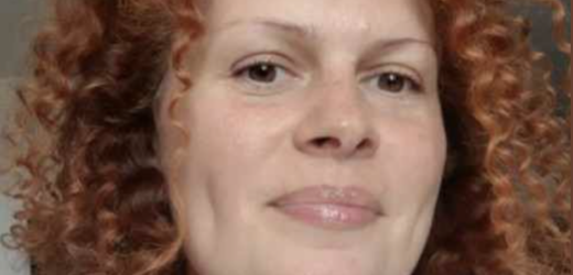 — Як ти могла?! – Ігор влетів на кухню з перекошеним від гніву обличчям. Наталя в цей час смажила сирники. Крик сина застав її зненацька. Вона злякано обернулася, побачила палаючі ненавистю очі, стиснуті кулаки і, завмираючи від внутрішнього страху, запитала: — Щось сталося, синку? Чому ти на мене кричиш? — Ти брехала мені все життя! Тепер я знаю правду! — Не розумію, про що ти, – Наталя намагалася зберігати спокій хоча б зовнішній, – може, поясниш?