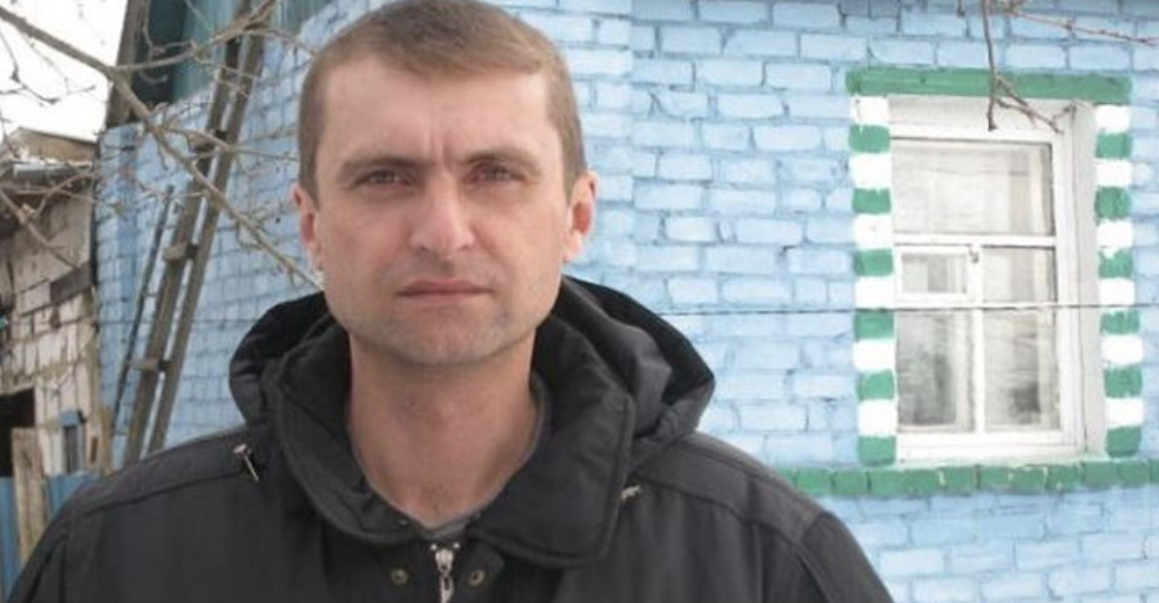 У мого чоловіка є двоє синів від першого шлюбу. Діти живуть з його колишньою дружиною. Коли я виходила за нього, не розуміла, що колишня дружина і її діти будуть присутні в моєму житті завжди. Мій чоловік регулярно платив аліменти, до того ж, допомагав колишній дружині. Але вона переклала на колишнього чоловіка всі витрати, пов’язані з дітьми і не тільки.