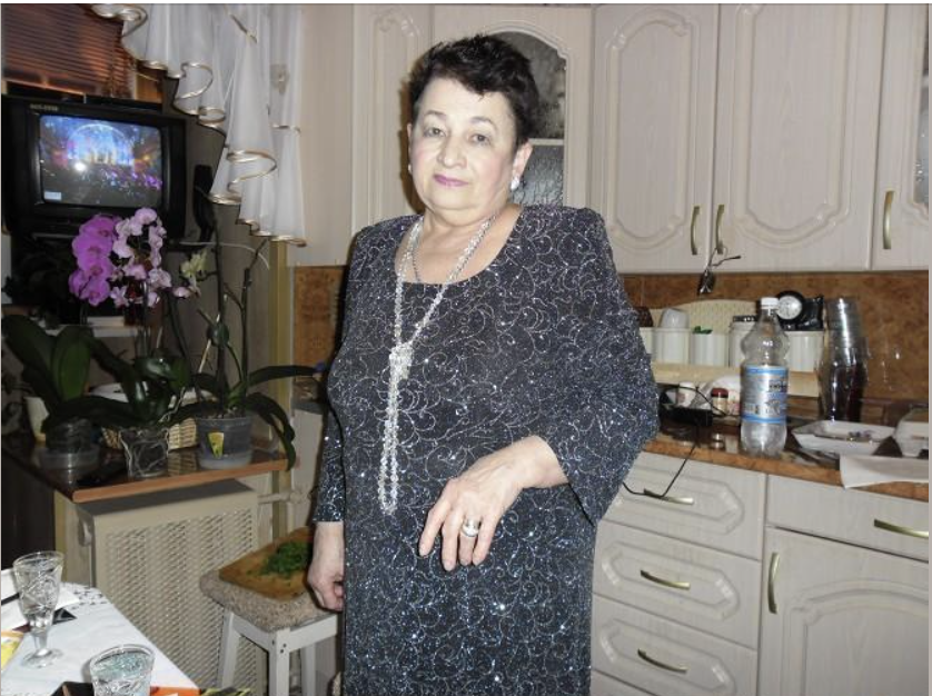 – Як ти поїдеш до Бельгії – я помру! Чи тобі чоловік дорожчий за матір рідну! – Мені 46 і все життя я живу з мамою. Саме вона зруйнувала моє особисте життя. Та доля подарувала мені ще один шанс.