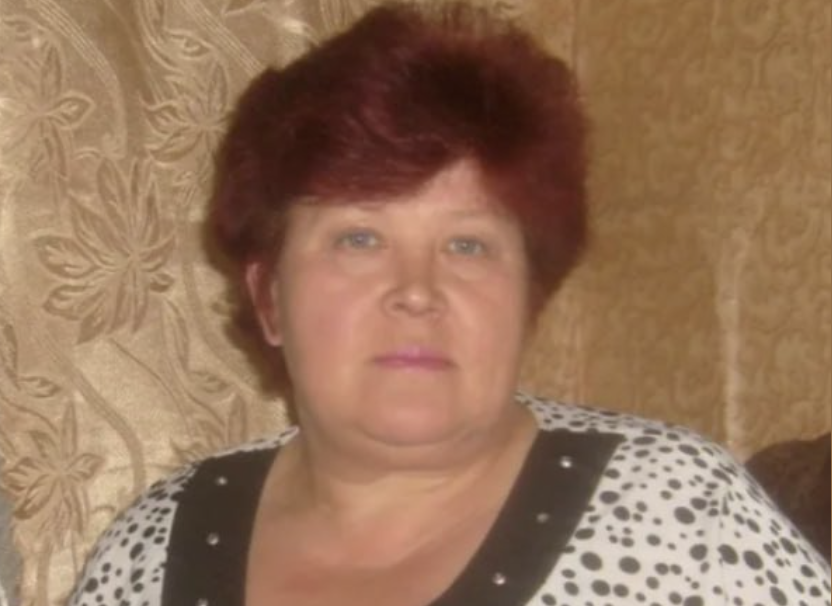 – Докотилася ти мамо, чужі гроші красти! – Слова сина так мене образили. Я й ніколи не думала, що він чужий. І взагалі, самий в усьому винен. От і старайся для дітей – у відповідь не вдячність, а приниження. Того й хочу усім батькам порадити – не жалійте дорослих дітей і їм не допомагайте, нехай самі виживають.