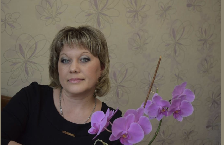 – Нащо ти прийшов через 20 років? – Я зовсім не розуміла, що хоче Олег. Як йому взагалі не соромно до мене приходити після всього. Та він стояв, наче нічого не сталося, ще й пропозицію до мене мав. Його слова примусили мене замислитися.