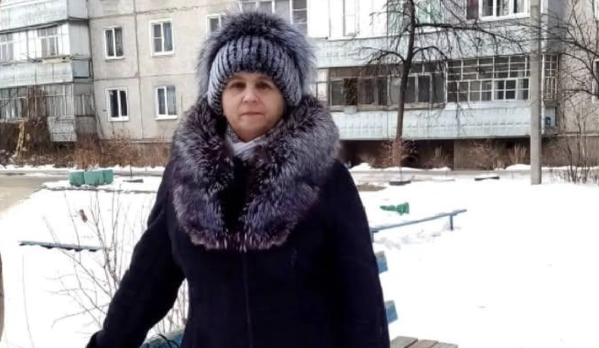 А чого ти ображаєшся? Я твою невістку розумію! На що ти розраховувала після всього, що натворила? – Після свят Ліля вигнала мене з хати, ще й сказала, що мій син її підтримує. В розпачі я поїхала в село до двоюрідної сестри. Та й вона почала стверджувати, що я сама винна. Людоньки, допоможіть збагнути, невже вони всі мають рацію?