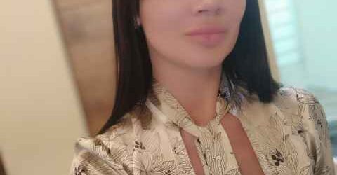 Через майже двадцять років я зрозуміла, наскільки він мав рацію.Життя все розставило.Ми вже давно повернулися до України. Ми маємо двох дорослих дітей, свою квартиру, на яку ми самі заробили. Ми міцно стоїмо на ногах, я та чоловік відкрили свій невеликий бізнес, коли перебралися на батьківщину. З сестрою я досі не спілкувалася.