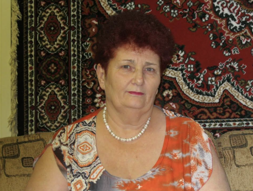 Мій син не хоче мене знати, мовляв, я його обділила, переписавши квартиру на доньку. Однак тепер я переконалась, що все я правильно вчинила…