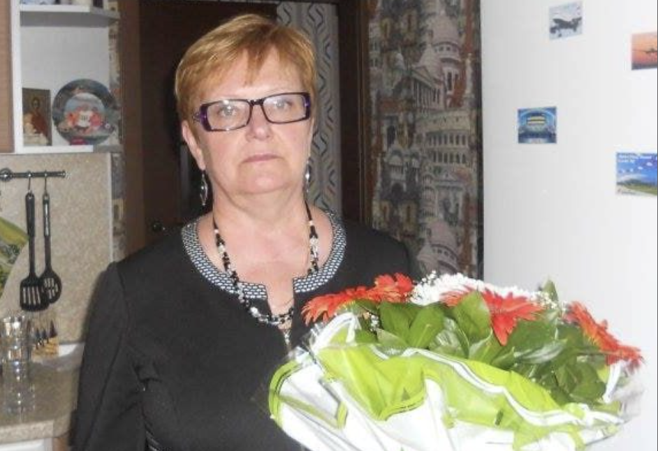 Доню, ти ж обіцяла, що як я продам квартиру і віддам вам гроші на дім, то ви мене заберете? – Я стояла з валізою на порозі будинку дітей і не могла повірити, що вони хочуть так зі мною вчинити. Не думайте, житло мені вони знайшли, але яке… Далі я залишатись там не можу.