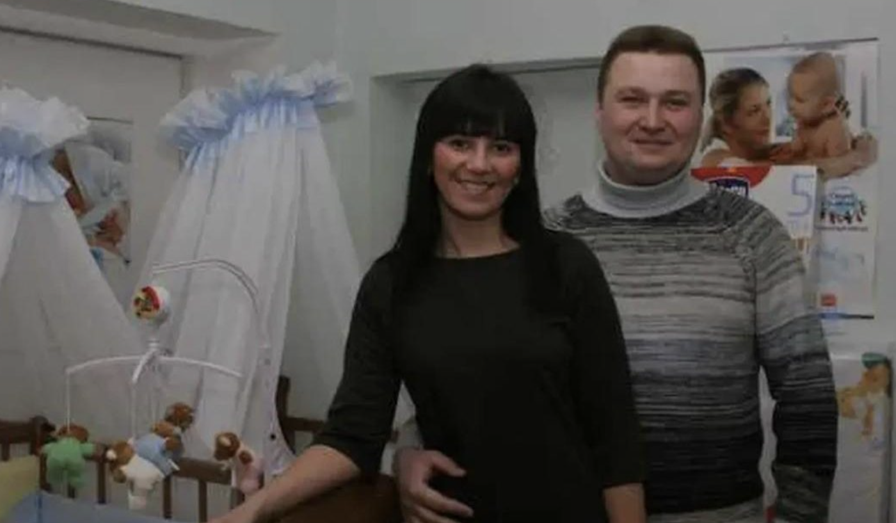 Я взяла пропозицію від чоловіка, якого не кохала. Річ у тому, що Юра був ідеалом для більшості жінок. А вийшла заміж тому, що вже пора було. Та з часом я стала втрачати голову від Діми – брата мого чоловіка. І ось чим все закінчилось. Досі не віриться! Я зраджувала чоловіку з його братом. Але мене шокувала його реакція, коли Юра все дізнався…