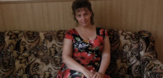 11 років тому втекла від Михайла. Він пиячив, грав у карти та крав мої гроші. Йому легше було купити горілку, ніж солодощі дітям.  Свекруха знала про ці проблеми, але постійно залишалася осторонь. Казала, що це не її справи і не хоче лізти в нашу родину. Однак, нещодавно я отримала від колишньої свекрухи листа. Не думала, що наше життя так різко зміниться…