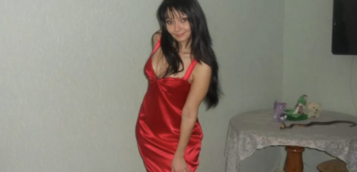 – Що сталося, серденько? Що сказали ліkарі? – поспішив уточнити чоловік, коли дружина повернулася додому.  – Стьоп, у нас не може бути дітей, вибач.  Степан не очікував такої новини. Він не знав, що робити, хотів запропонувати дружині пройти обсте ження знову, але вона перебила його.  – А може ми уси новимо дитини? Мені по дорозі додому порадила…  – Ні, я мріяв про свою. Чужу не хочу.  Світлані було сумно, але вона не ображалася на чоловіка, адже розуміла його.  Увечері Степан прийшов до дружини.  – Я згоден. Давай спробуємо, раз іншого виходу немає…