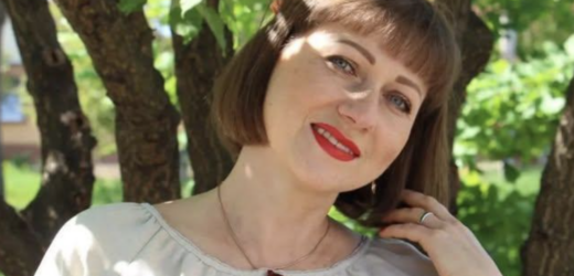 Я вчителька української мови та літератури у 8 класі. Після зимових канікул вирішила зробити “контрольну роботу” – а за що вони люблять нашу мову?  І, знаєте, їх відповіді мене розчулили до сліз! У НАС РОСТЕ ЦВІТ НАЦІЇ, ЛЮДИ!  Раджу вам прочитати головні аргументи дітей. Повірте, це ще нам, дорослим, є чого в них повчитися!