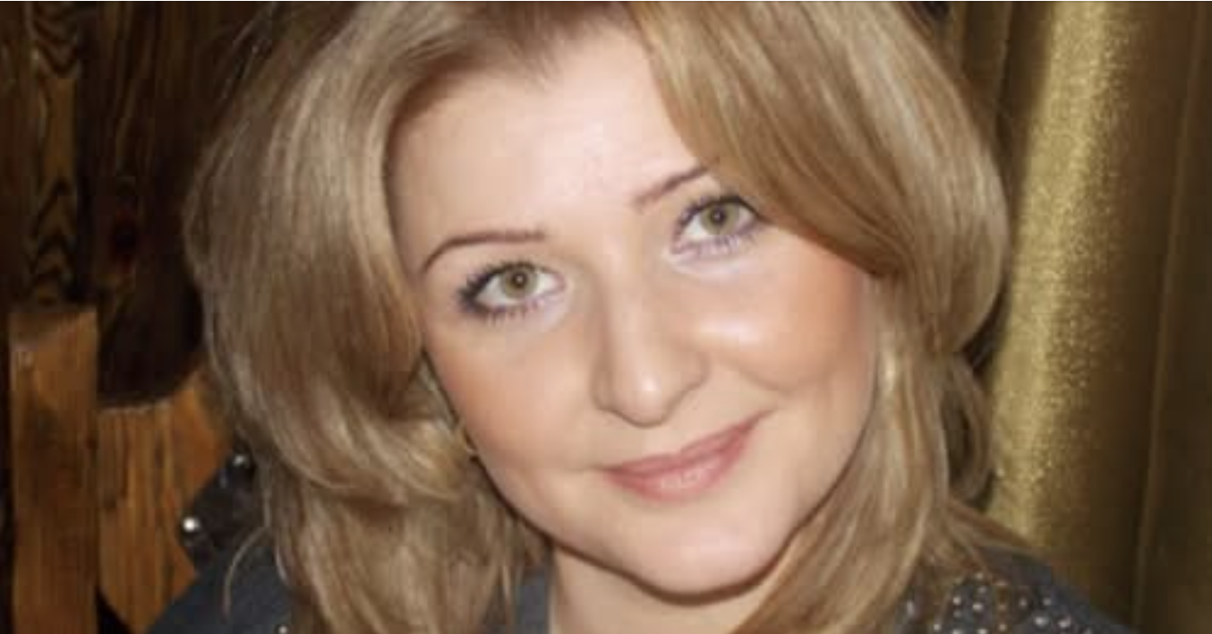 Костя, син 60-річної Тамари, подзвонив їй якось і каже: -Мамо, нас 4 людини, а ти одна. Давай знімемо тобі квартиру загородом, nлатитимемо за неї самі. Кості 35, є дружина та двоє маленьких дітей. Після весілля він привів дружину до будинку, де жив із матір’ю. Так і лишилися. Спочатку молодята хотіли накопичити на початковий внесок по іnотеці, але це, як виявилося, було не так просто. Ціни підскочили, прибутки вnали. Відкладали цю справу на найкращі часи, але вони чомусь так і не наступали. І ось вони вже давно не говорили про свою квартиру. Адже начебто живуть вони у великій квартирі, тут все є, і зручний район.