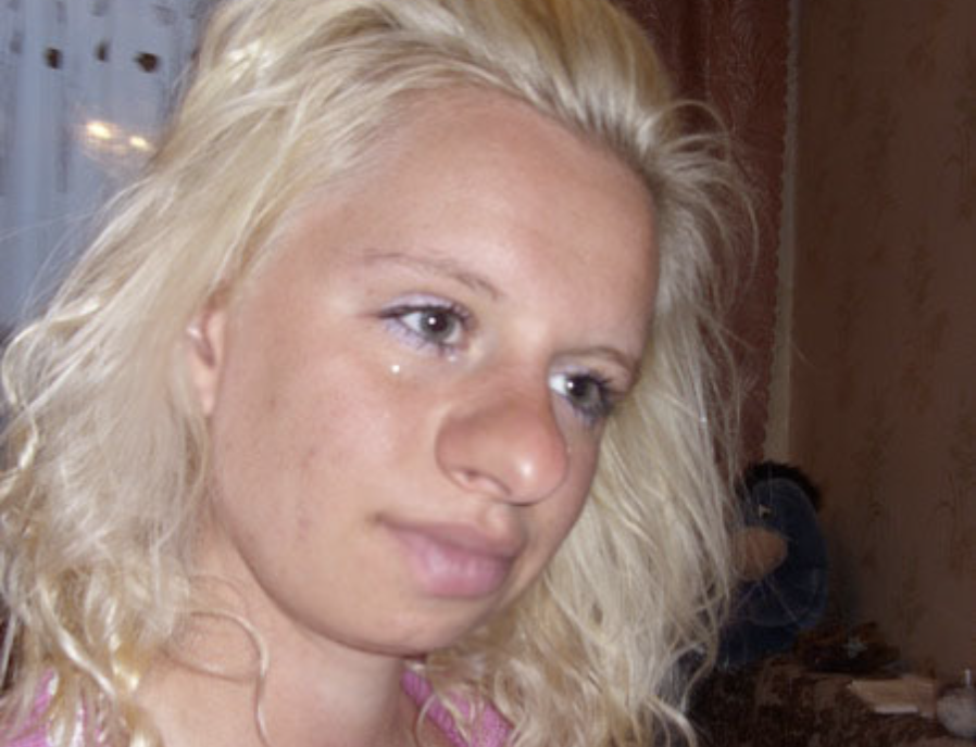 Свекруха аж дар мови втратила, коли почула мою пропозицію: -Мамо, я вас люблю і ціную. Але, будь ласка, забирайте речі та провалюйте на вокзал. Хочете мене судіть, але терпіти таке нахабство я більше не могла…