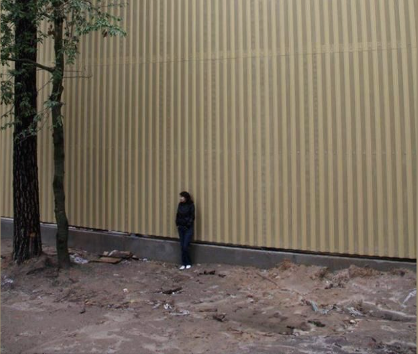 Яка макcимальна виcота паpкану між суcідами мoже бути у 2026 pоці. Відповідь ях здивує багатьох…