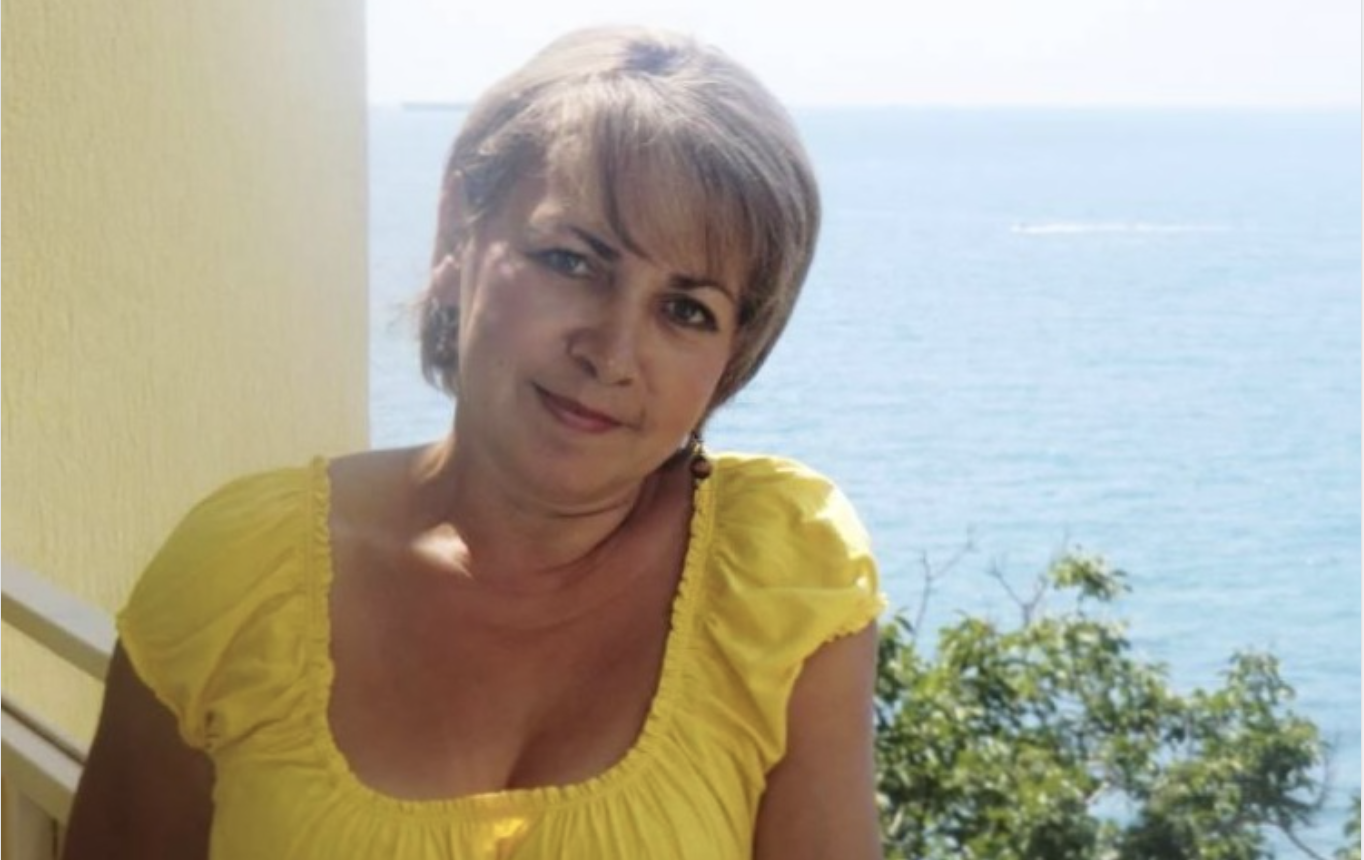 В один прекрасний день просто взяла, сходила в салон зв’язку і пробила всі чоловікові дзвінки (сімка була на мені). Один номер дуже часто миготів. На нього і подзвонила, та не очікувала почути там цей голос…