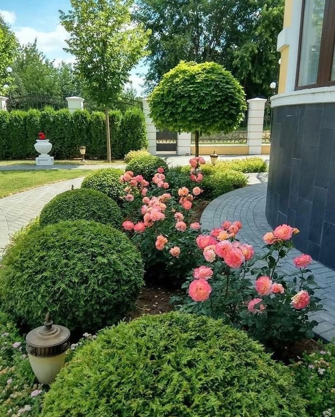 – Віддай ці гроші моїм батькам, у тебе вони все одно просто так лежать, – попросив чоловік. Але дружина дала гідну відповідь…