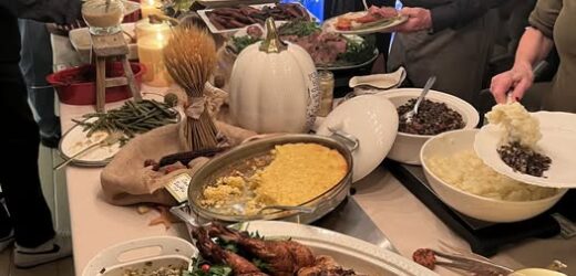 – Ну що, “вельмишановні” гості ? Наїлися? Напилися? Догодила я вам? – – Догодила, бачу! — А тепер — провалюйте всі з мого будинку! Це була остання вечеря, яку я вам приготувала! І востаннє, коли я для вас напружувалася! Тепер я не хочу вас ні бачити, ні чути та й знати вас не хочу!