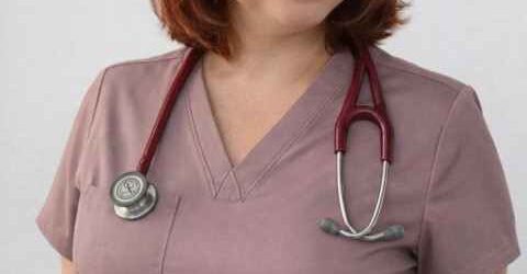 — Це ВСЕ… Ноги холонуть. Перевір, де лежать документи на будинок. У чоловіка 37,2 — він пише заповіт. У мене 39 — я варю борщ. Але те що я утнула вчора приголомшило всіх