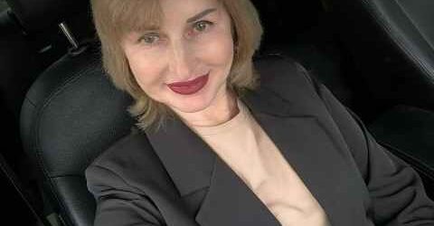 – Та навіщо в кафе? Гроші ще витрачати! Я на ту суму, що там залишу за салат, вдома цілу вечерю приготую