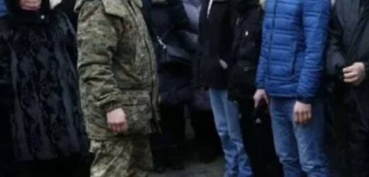 Українці зможуть отримати відстрочку від мобілізації на рік – Зеленський підписав закон…