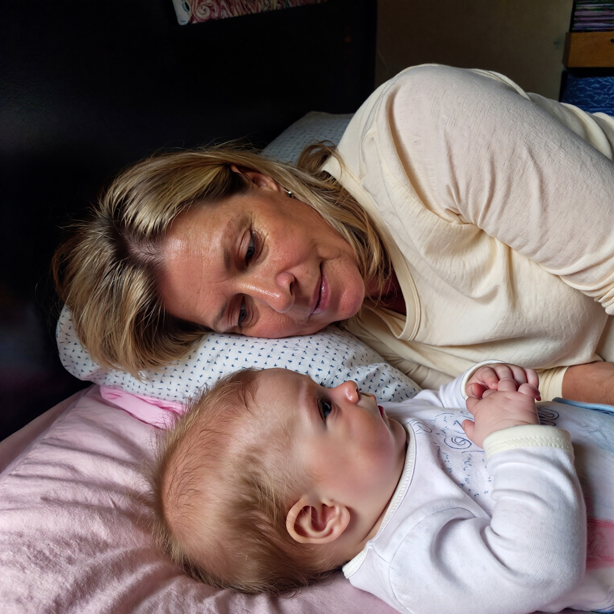 Нам треба зустрітись. Терміново. І нероби вигляд що нерозумієш.Все ти добре розумієш… – Щоооо?! –що це означає ? У тебе ж 4-та стадія!..Кирило мало не випустив телефон. Голос Тані – за вісім років мовчання. Він навіть не піодозрзював, який «сюрприз» на нього ще чекатиме….